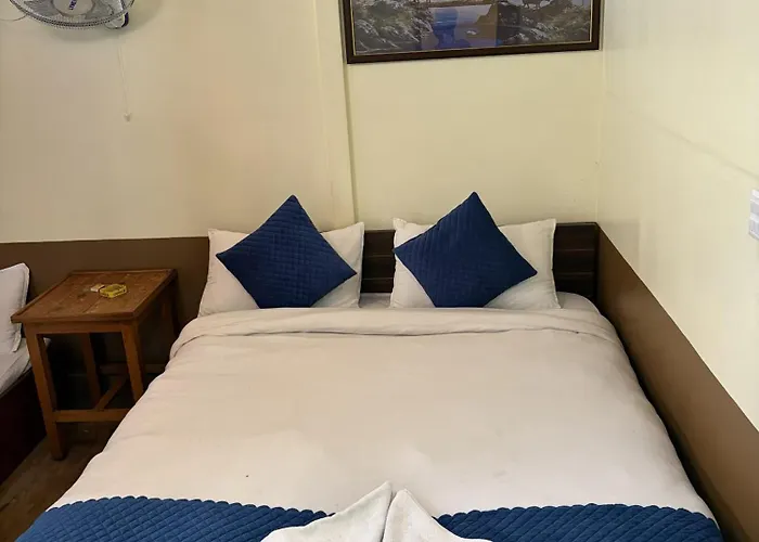 Hotel Sakura & Tandoori Restaurant 3*